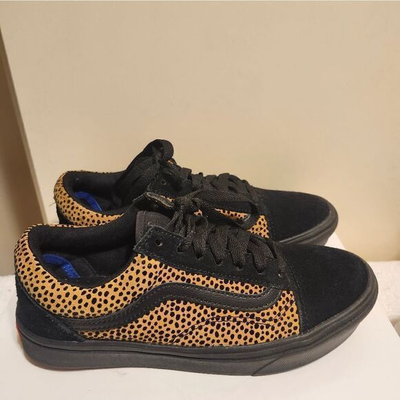 Vans "Comfycush" Old Skool Cheetah Black Suede Sneakers Womens Sz.7/37 Ret $135 - Picture 2 of 9